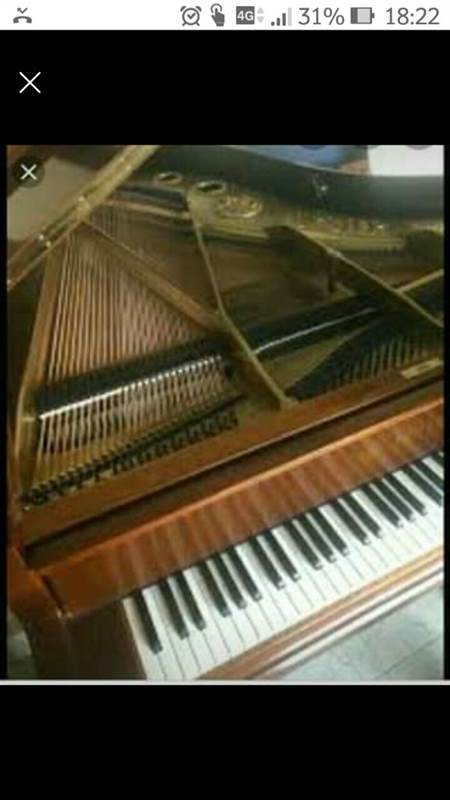 Foto 2PIANOFORTE AUGUST FÖRSTER, prezzo affare