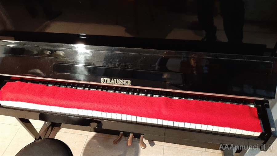 Foto 3 Pianoforte, colore nero, marca Strausser