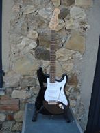 Stratocaster Standard nera
