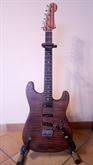 Chitarra elettrica artigianale di liuteria modello Stratocas