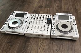 Pioneer CDJ 2000 NXS2
